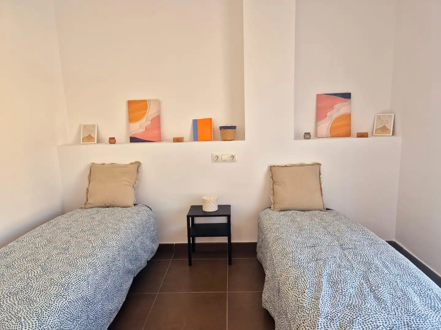 Habitación de Casa adosada en venta en Algeciras con Terraza y Balcón