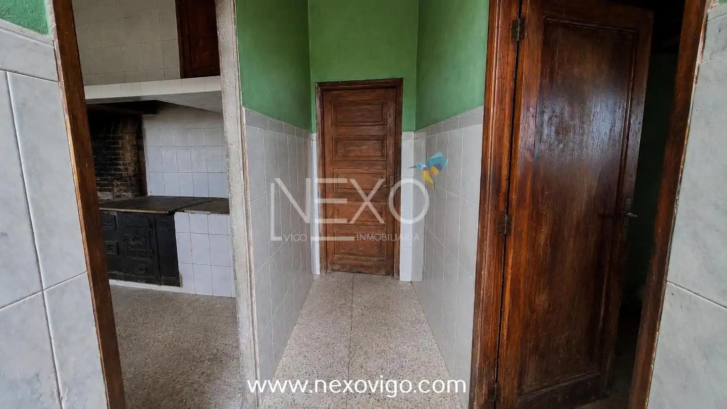 Cuina de Casa o xalet en venda en Marín amb Jardí privat i Traster