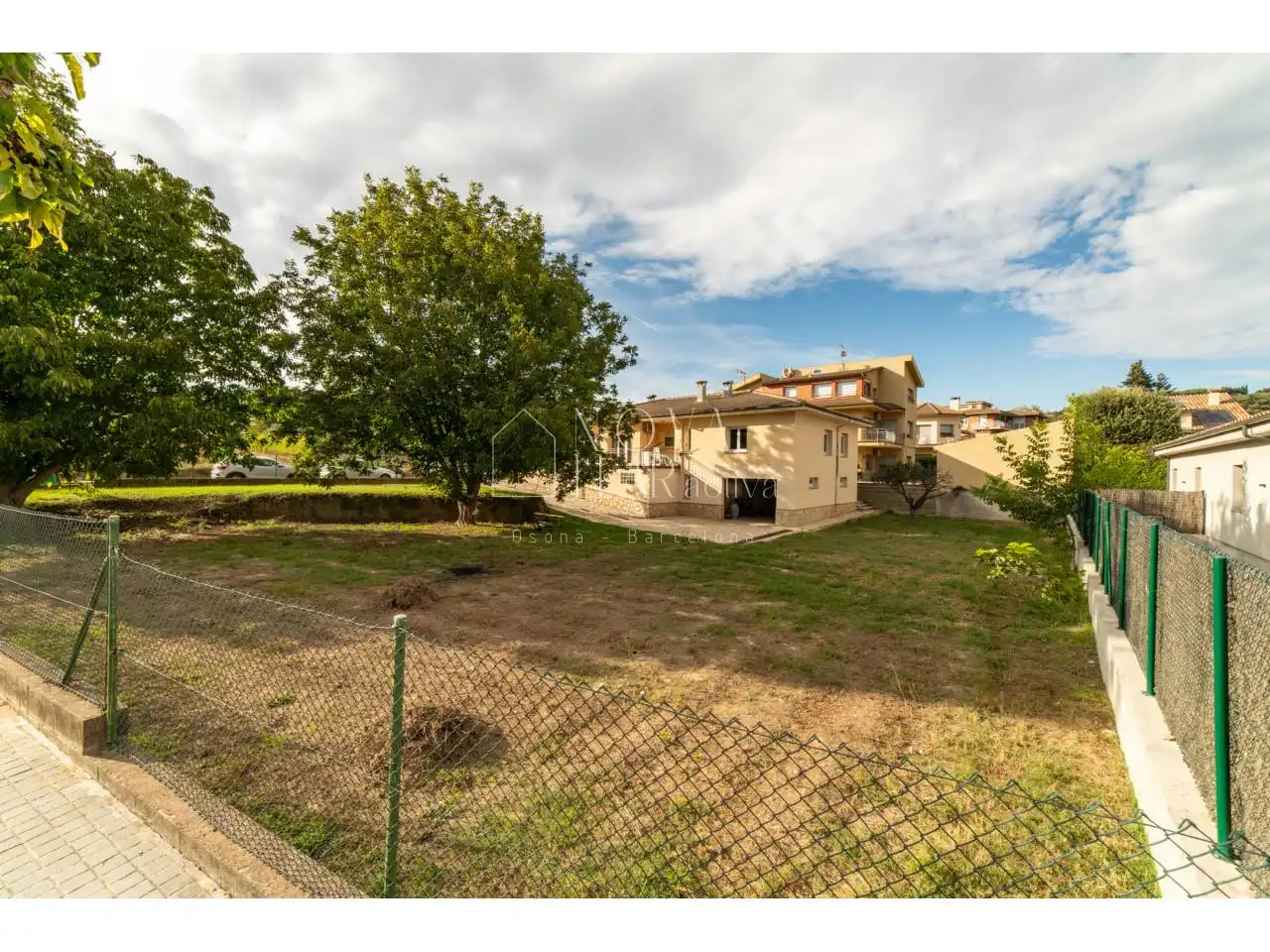Detached house with garden for sale in Tona, imagen 5