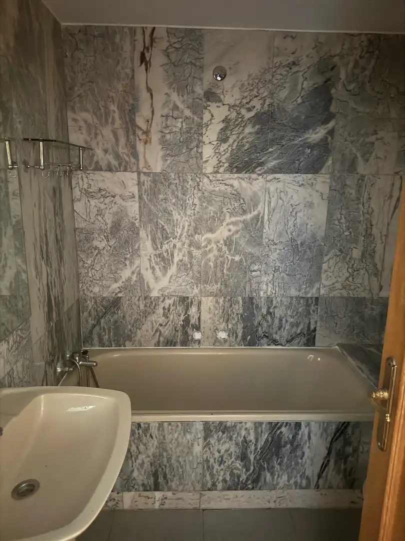 Baño de Piso en venta en Madrid con Aire acondicionado, Calefacción y Terraza