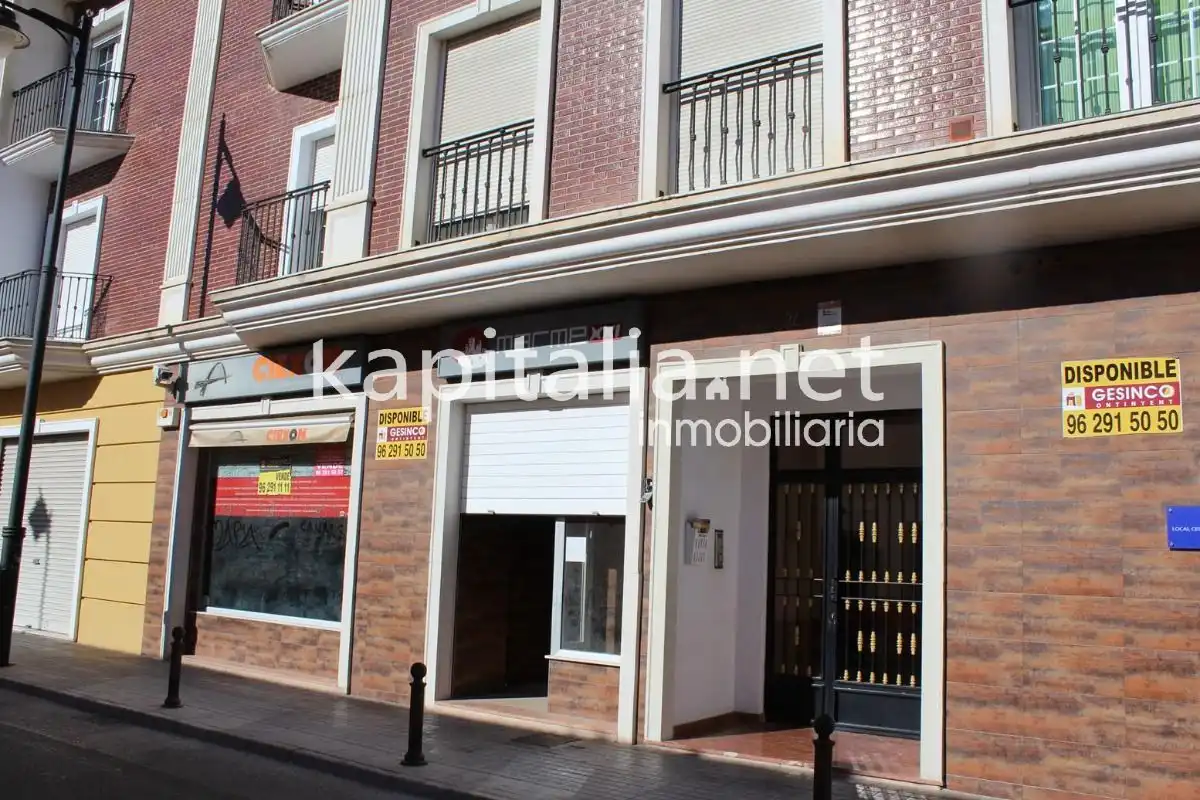 Business premises for sale in El Llombo