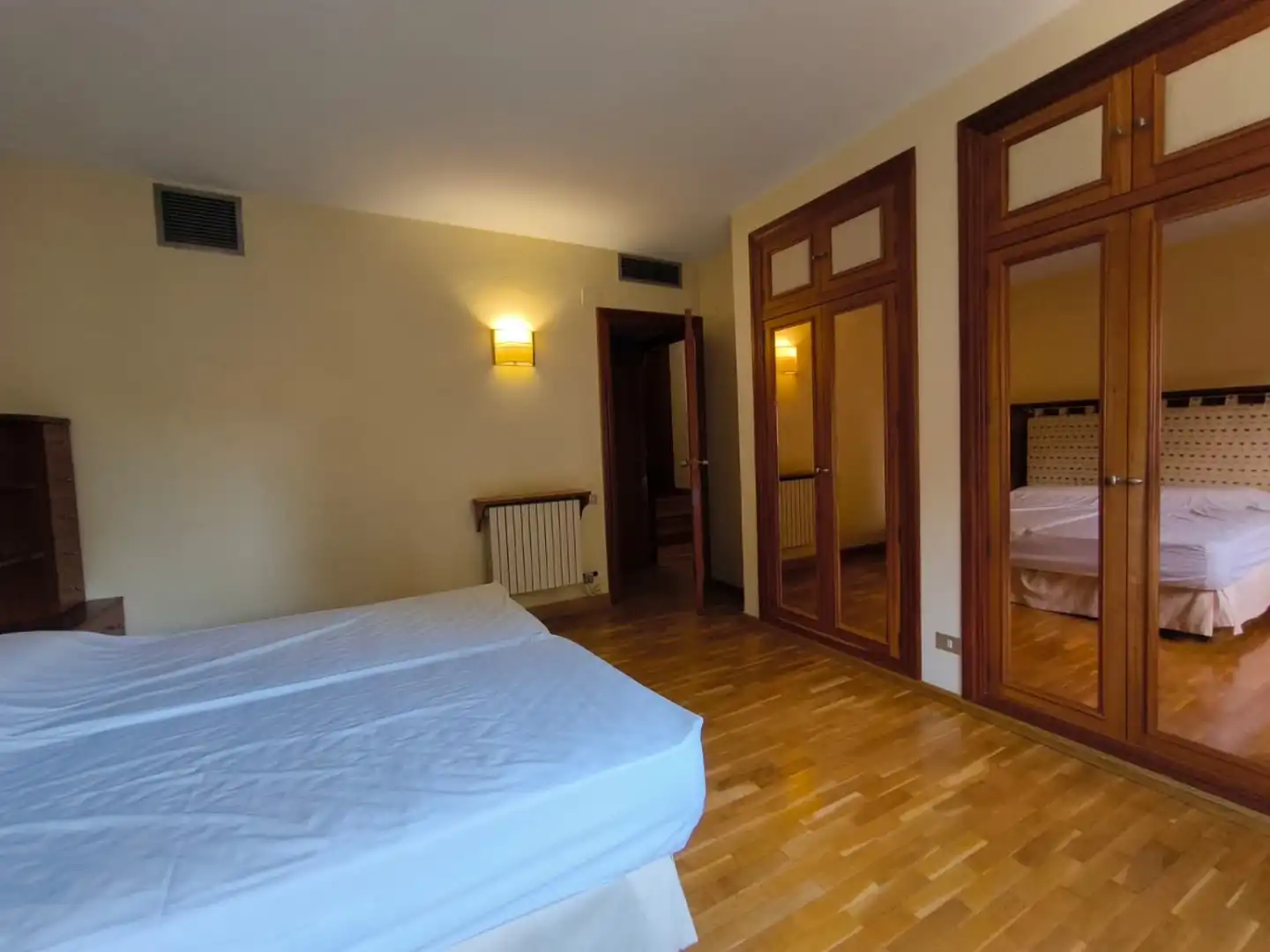 Bedroom of Duplexes for rent in Murcia  with Air Conditioner, Terrace and Furnished