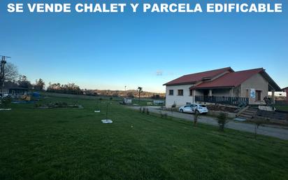 Haus oder Chalet zum verkauf in Santiago de Compostela  mit Heizung, Privatgarten und Parkett