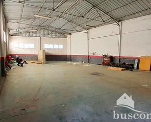 Industrial buildings to rent in Linares