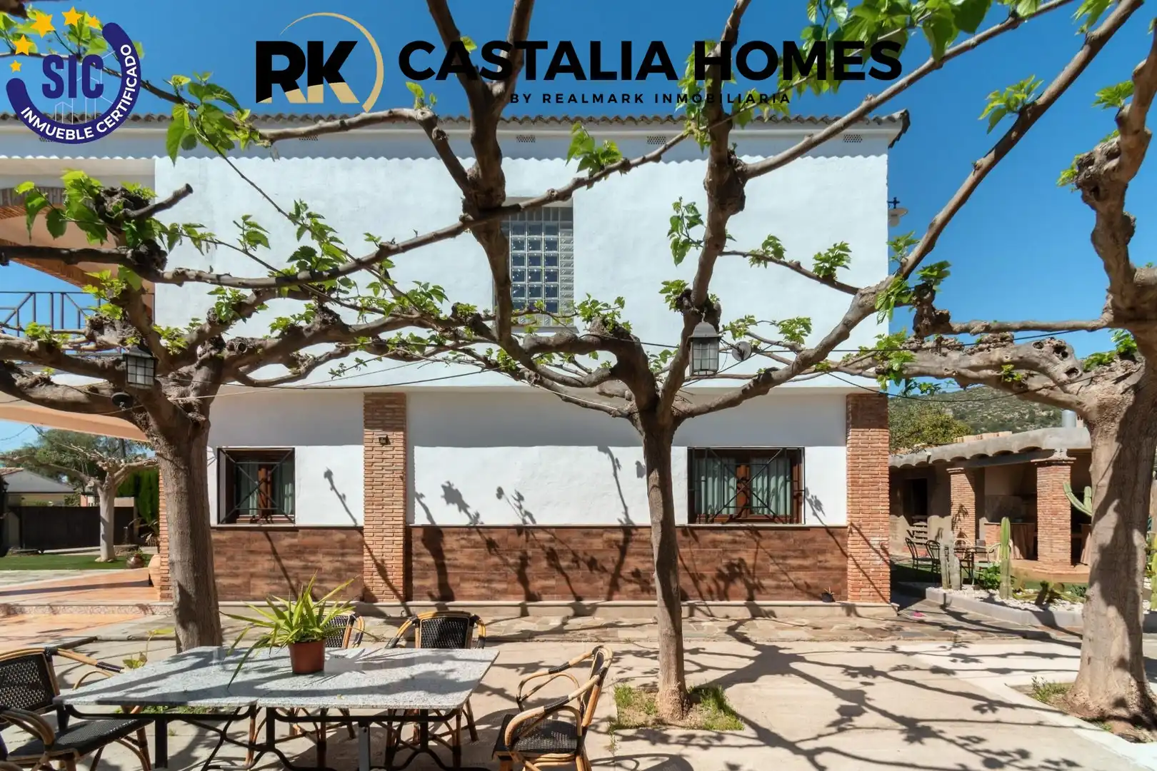 Vista exterior de Casa o xalet en venda en Borriol amb Calefacció, Jardí privat i Piscina
