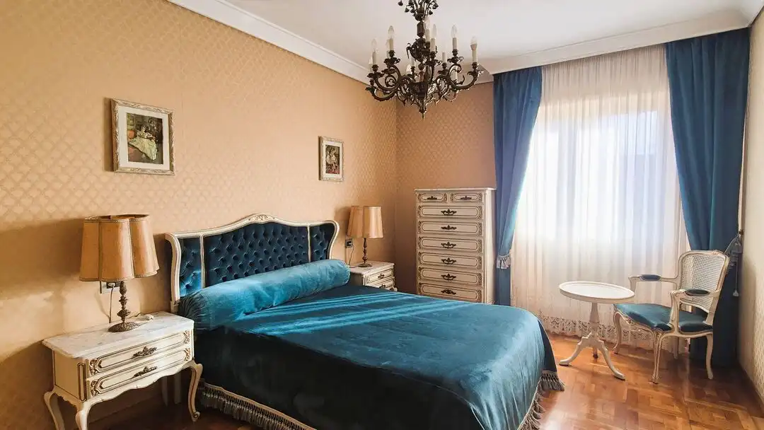 Schlafzimmer von Wohnung zum Verkauf in  Pamplona / Iruña mit Heizung, Terrasse und Abstellraum