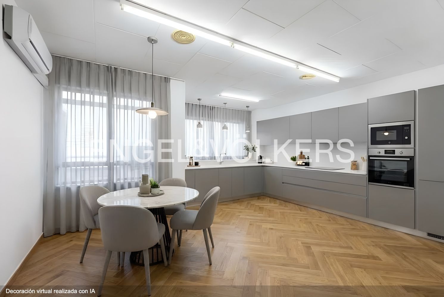 Cuina de Apartament en venda en Castellón de la Plana / Castelló de la Plana amb Calefacció