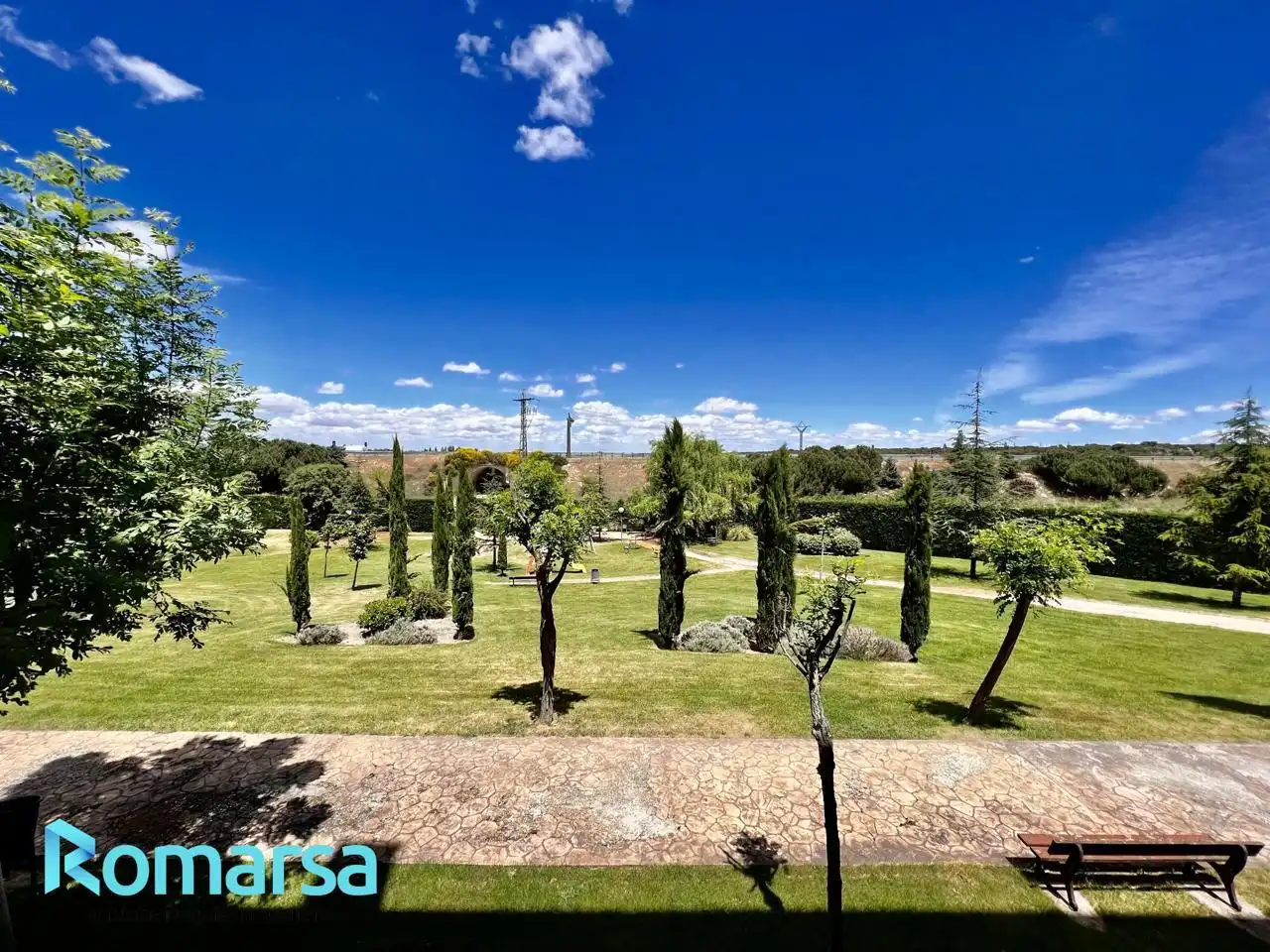 Jardí de Dúplex en venda en Ávila amb Calefacció, Parquet i Terrassa
