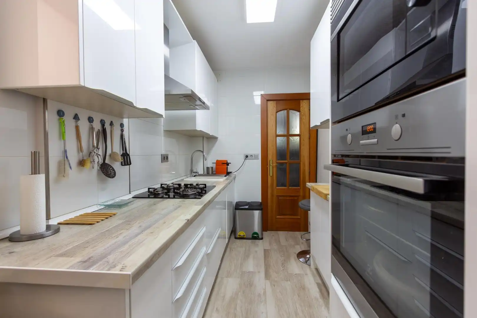 Cuina de Pis en venda en Granada amb Aire condicionat i Terrassa