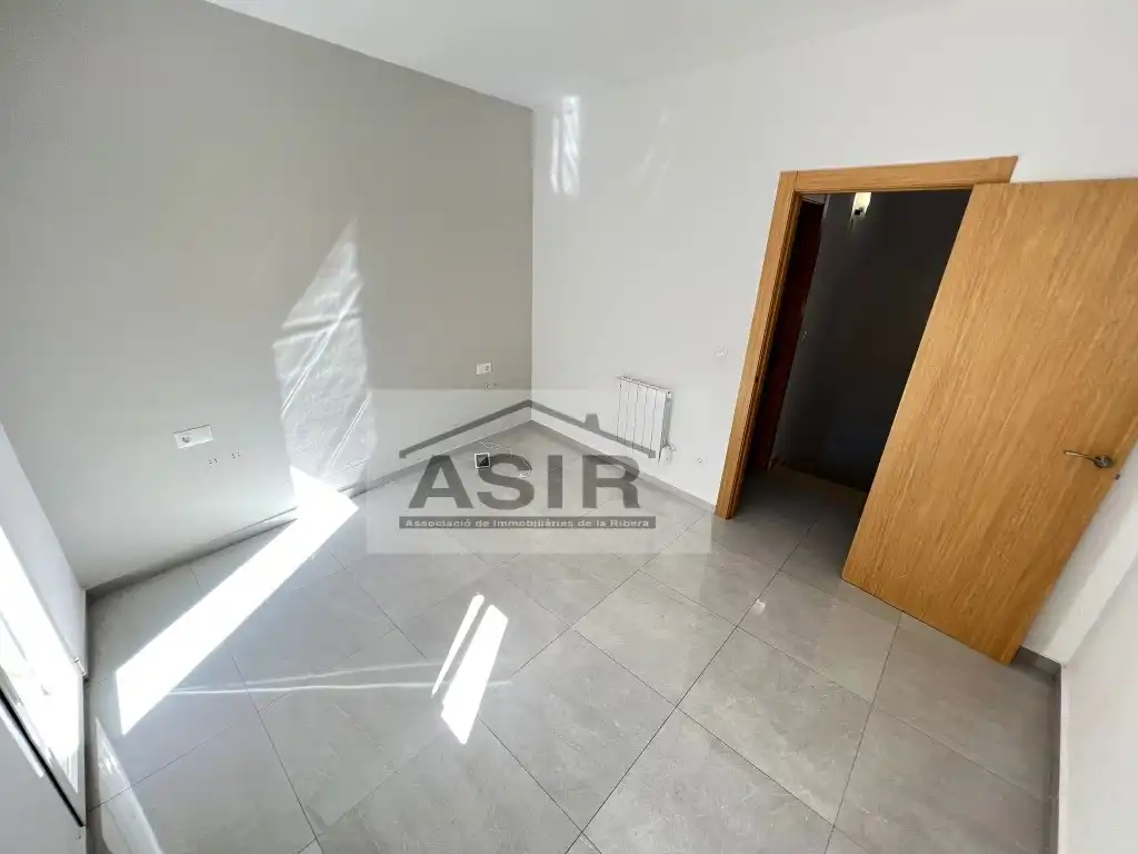 Houses for sale in Caputxins