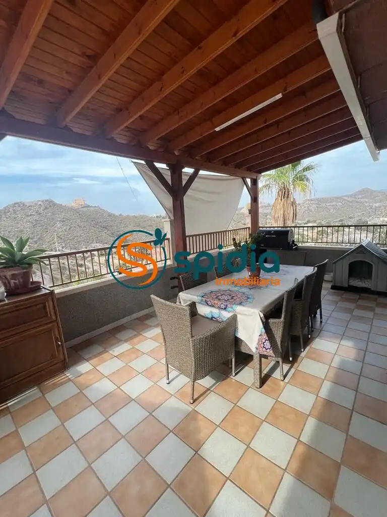 Terrassa de Casa o xalet en venda en Águilas amb Calefacció, Jardí privat i Terrassa