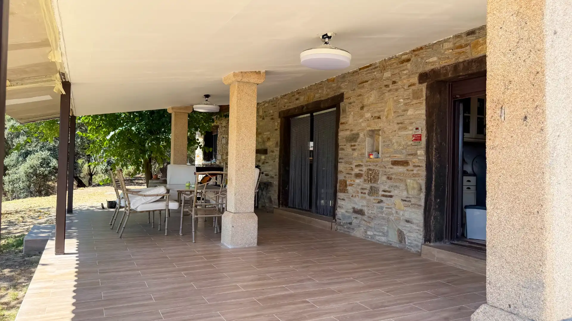 Terrassa de Casa o xalet en venda en Galapagar amb Aire condicionat, Jardí privat i Forn