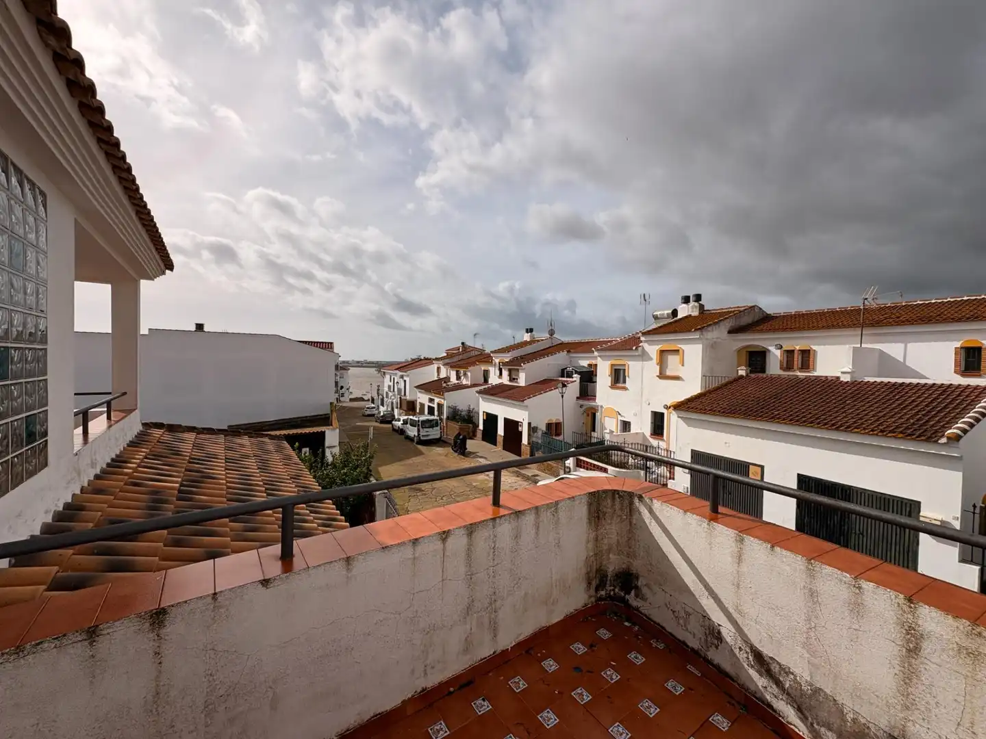 Vista exterior de Casa o xalet en venda en Ayamonte amb Aire condicionat, Jardí privat i Terrassa