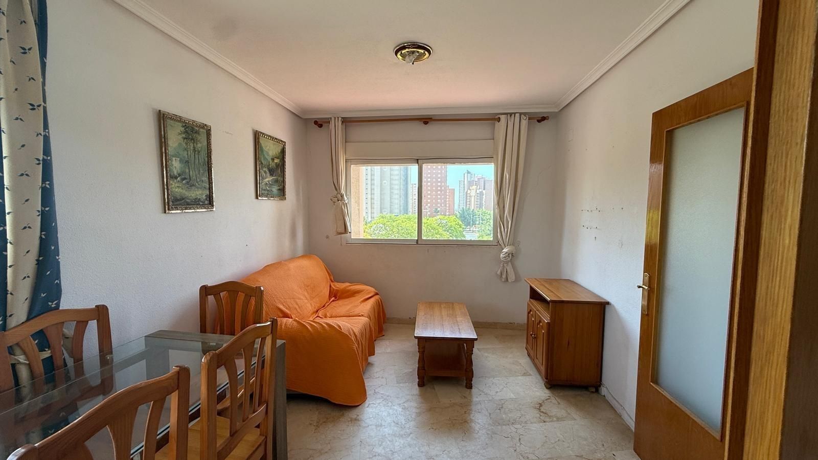 Living room of Flat for sale in Benidorm  with Storage room and Community pool