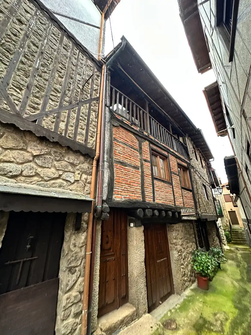 Vista exterior de Casa o chalet en venta en Sequeros con Calefacción, Terraza y Horno