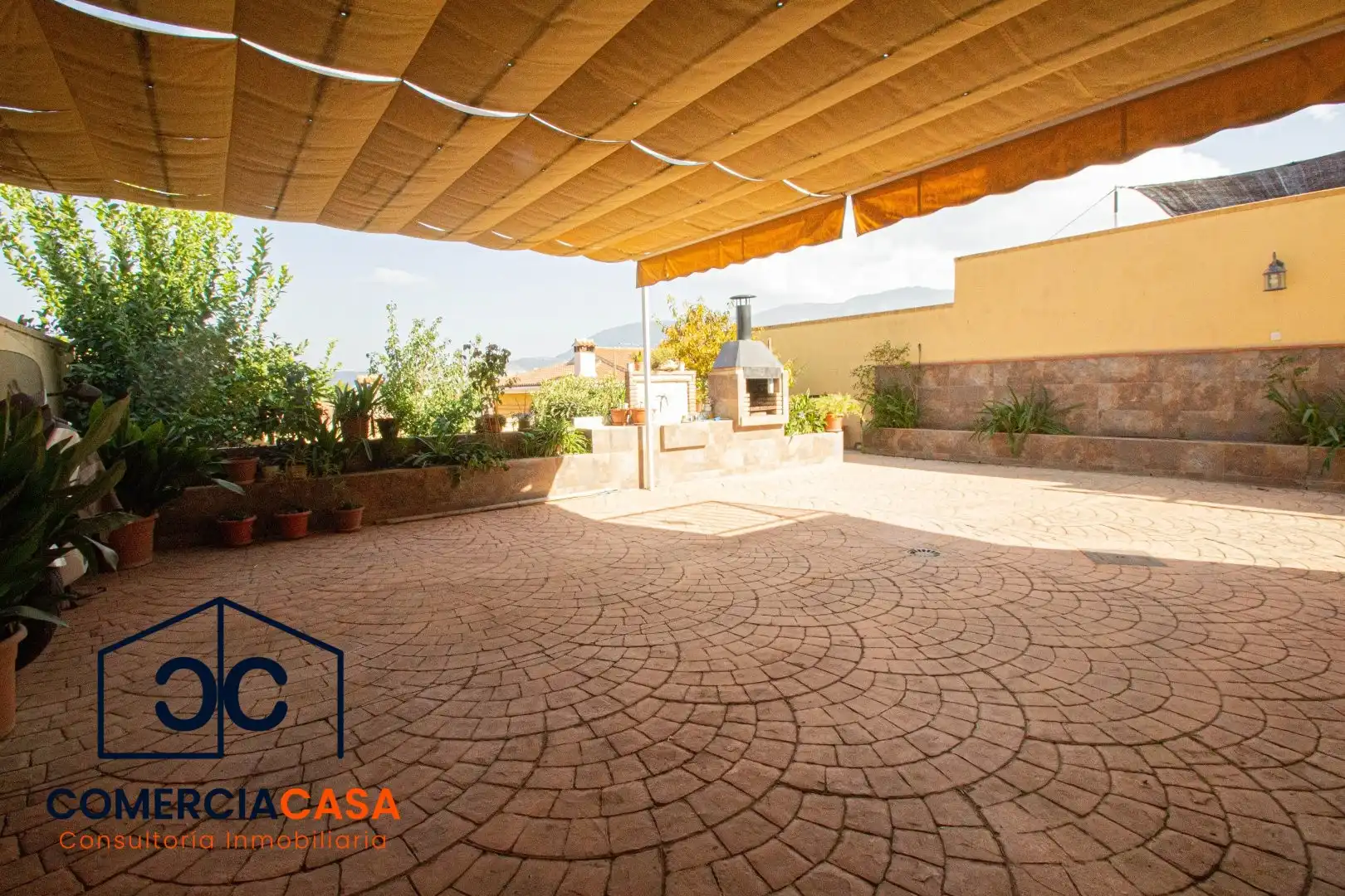 Terraza de Casa adosada en venta en Jun con Aire acondicionado, Calefacción y Terraza
