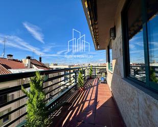 Vista exterior de Àtic en venda en Salamanca Capital amb Aire condicionat, Calefacció i Parquet