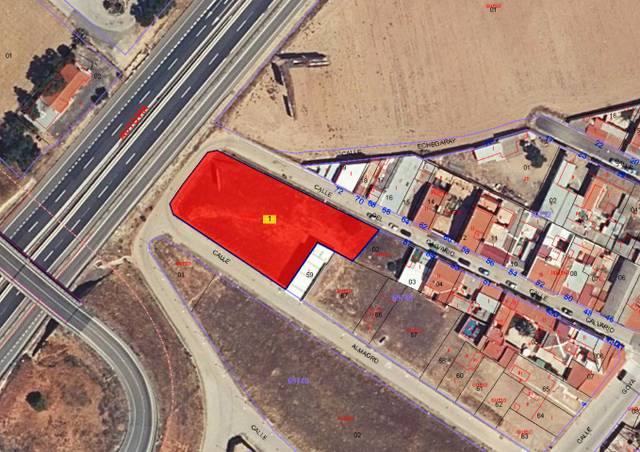 Terreno residencial en Venta en Calle Calvario en Manzanares
