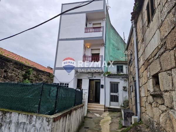 Exterior view of Building for sale in Marín