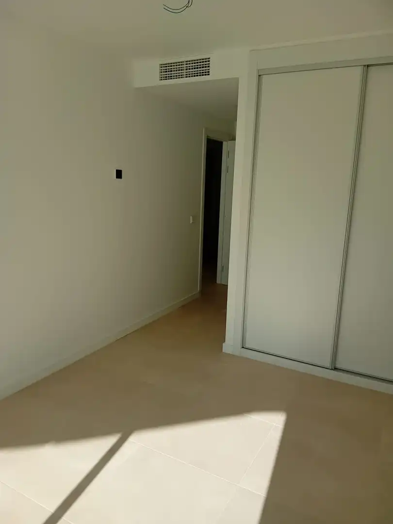 Apartamento con piscina en venta en Martínez Catena, imagen 34