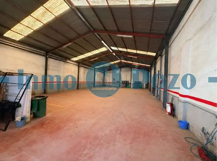 Nave industrial en venta en Almendralejo