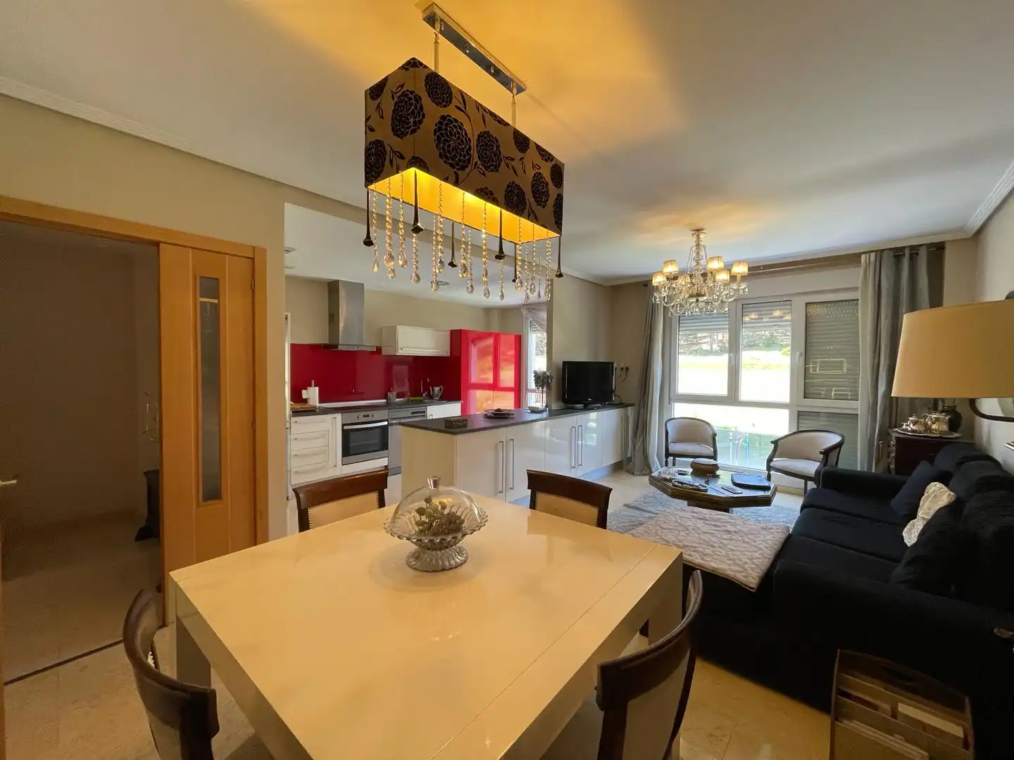 Comedor de Casa adosada en venta en San Leonardo de Yagüe con Calefacción, Jardín privado y Parquet