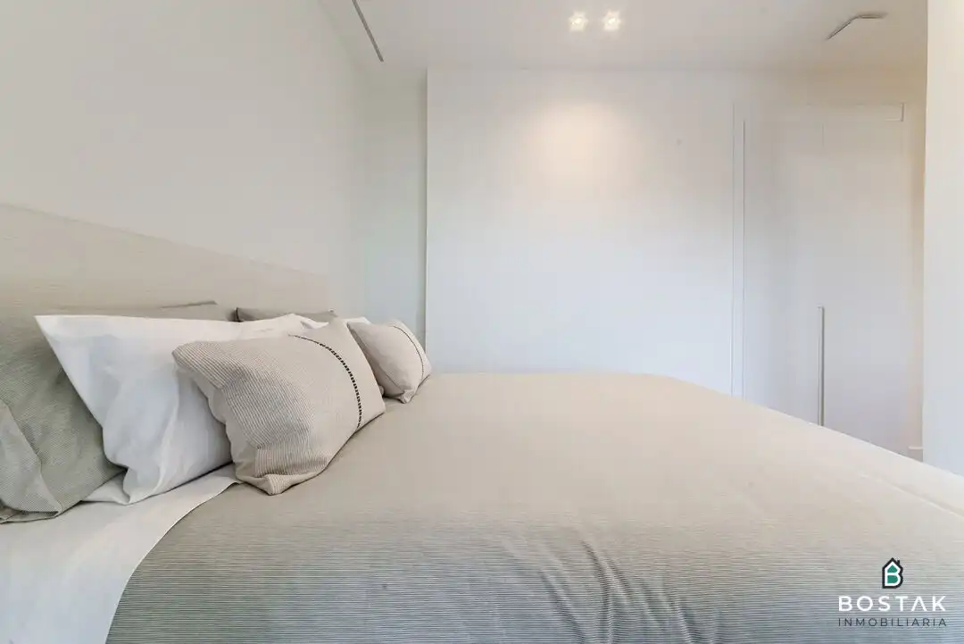 Habitación de Ático de alquiler en Bilbao  con Calefacción, Terraza y Balcón