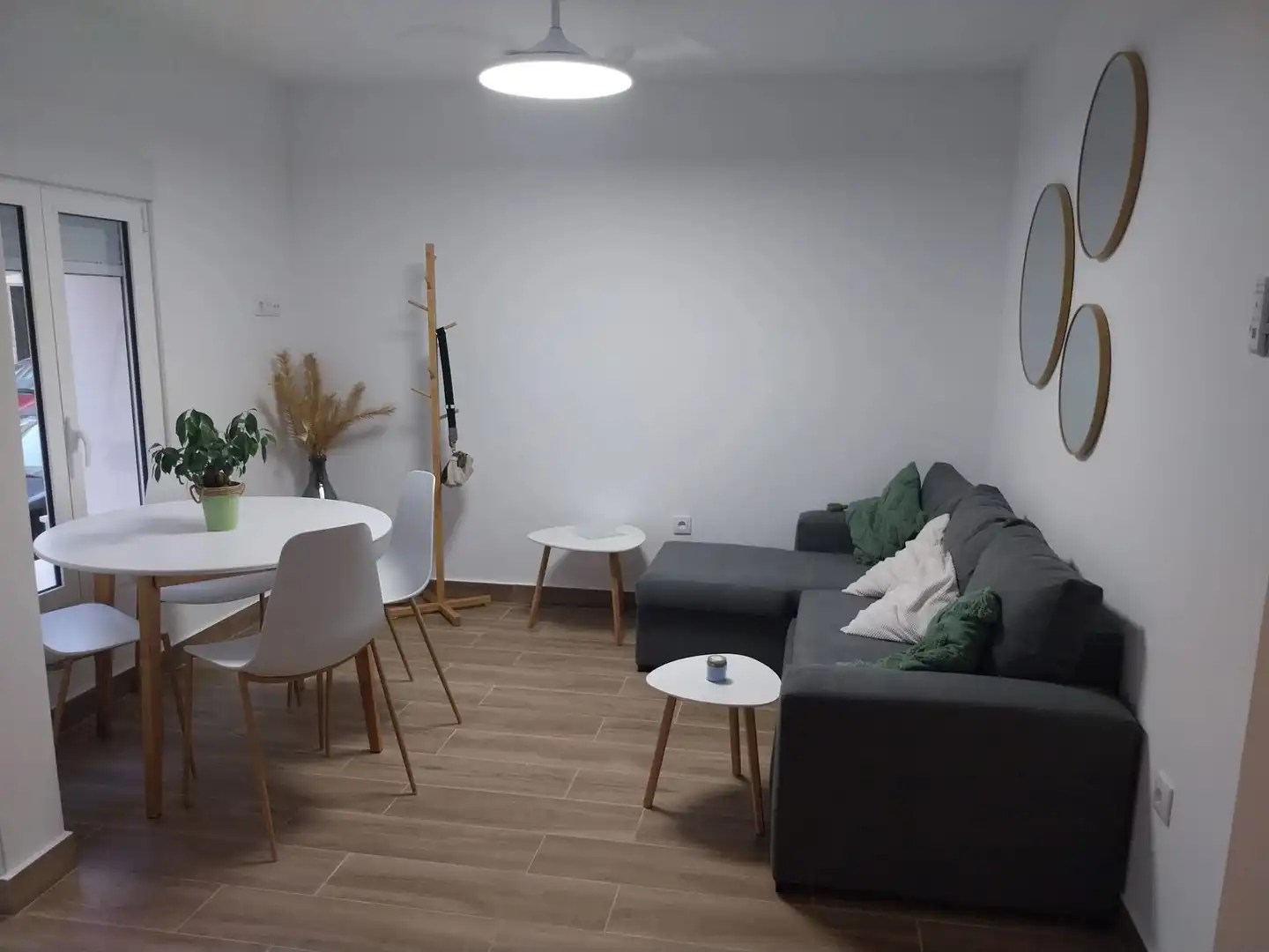 Sala de estar de Planta baja de alquiler en Pueblo