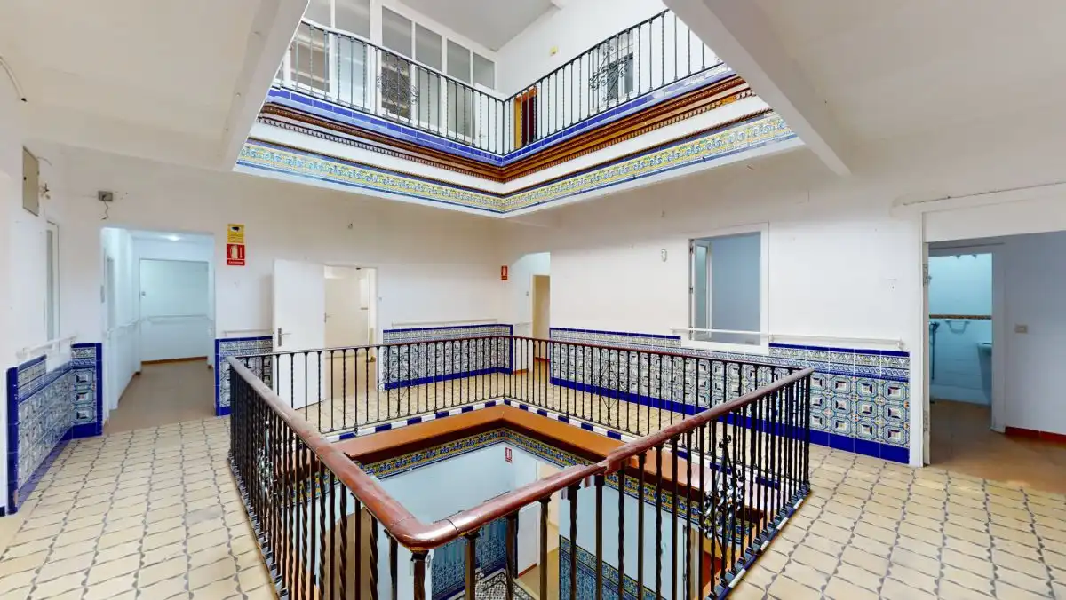 Houses for sale in Sevilla  with Air Conditioner, Terrace and Balcony