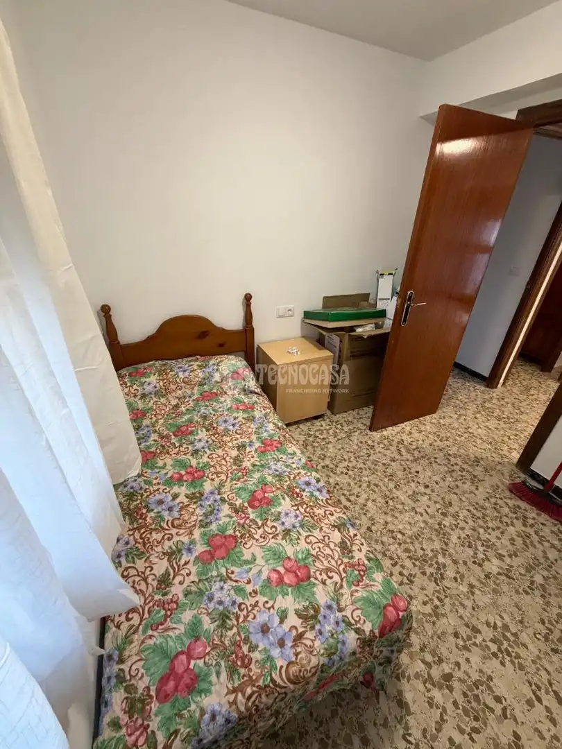 Bedroom of Flat for rent in Sevilla  with Terrace