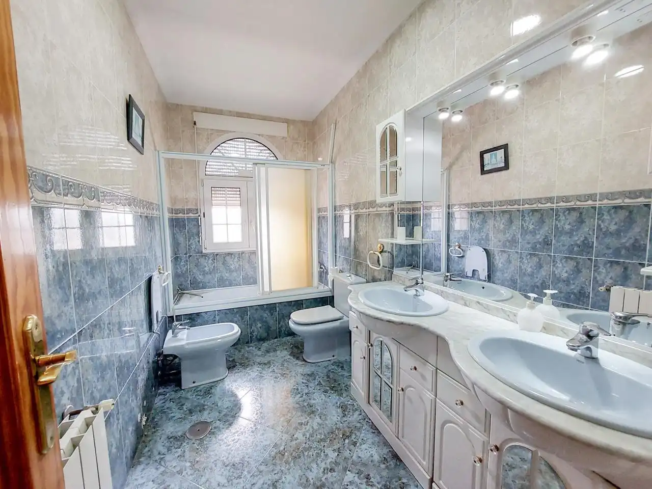 Baño de Casa o chalet en venta en Elche / Elx con Aire acondicionado y Jardín privado