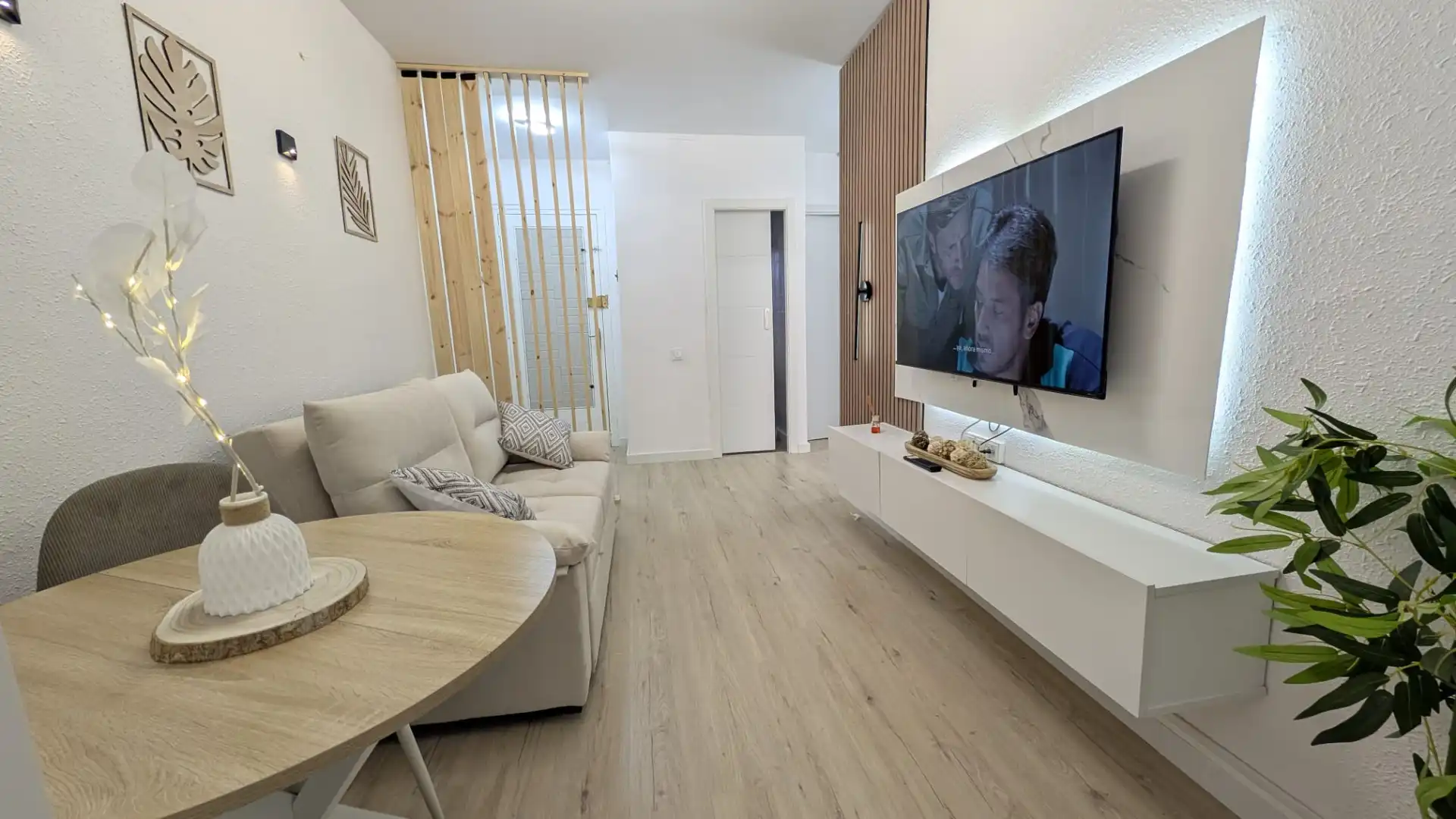 Sala de estar de Piso en venta en Barcelona con Aire acondicionado, Parquet y Amueblado
