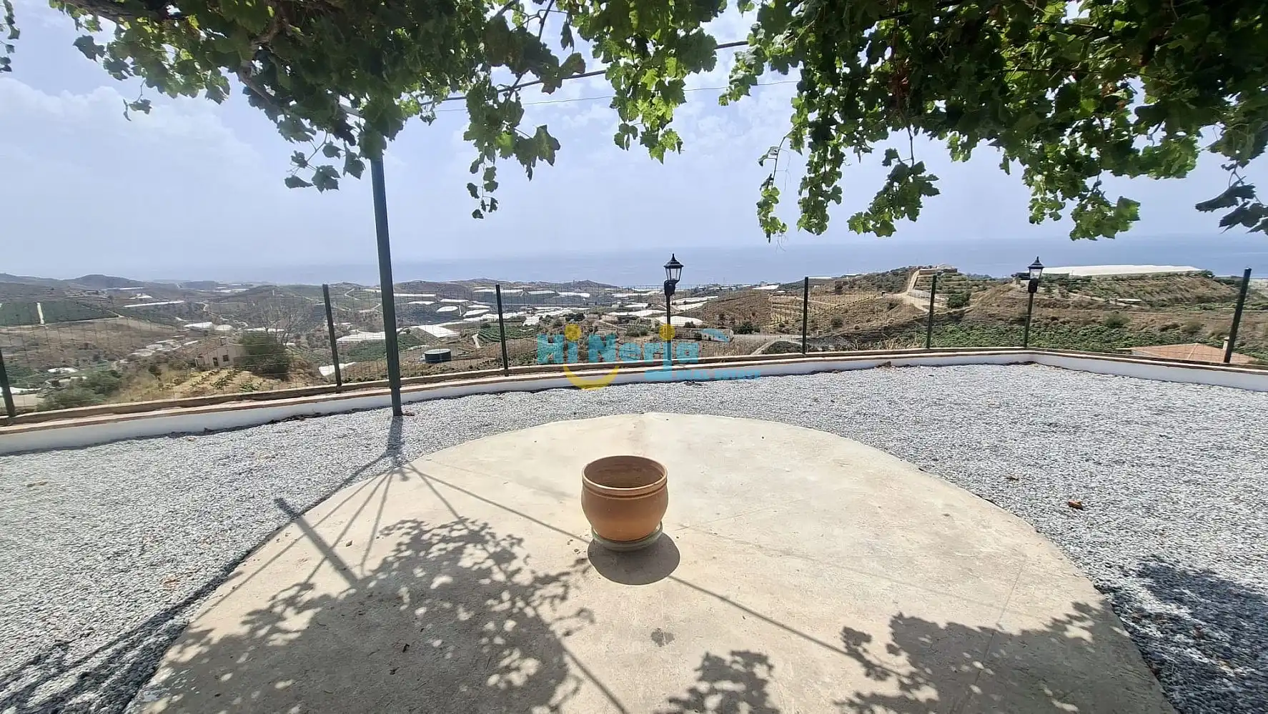 Vista exterior de Casa o chalet de alquiler en Vélez-Málaga con Terraza, Amueblado y Horno