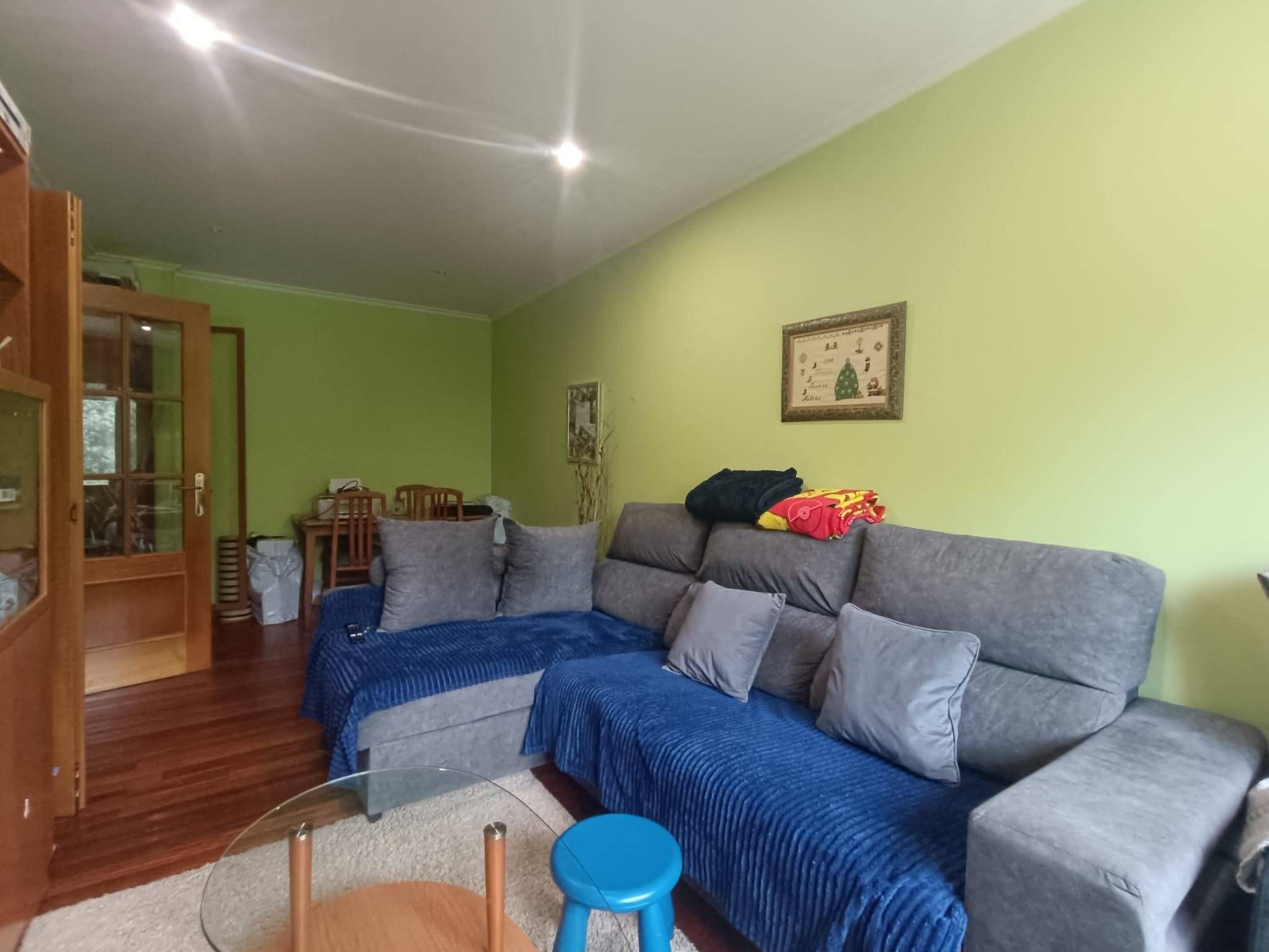 Sala de estar de Piso en venta en Teo con Terraza y Balcón