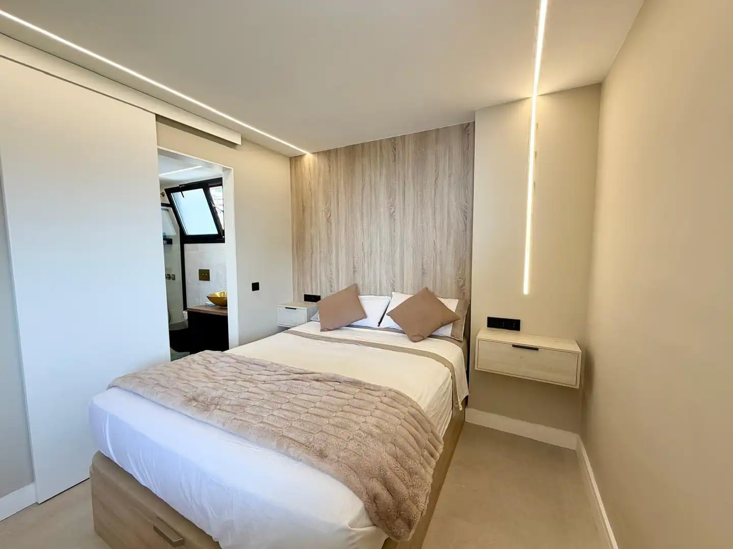 Bedroom of Flat for rent in Roquetas de Mar  with Air Conditioner, Heating and Terrace