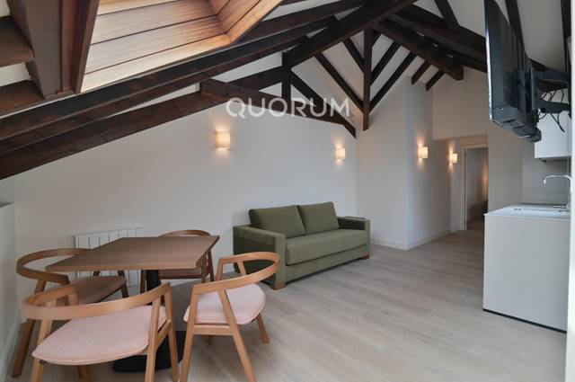 Piso en Alquiler en Calle Marqués del Puerto en Ensanche - Moyua - Diputación