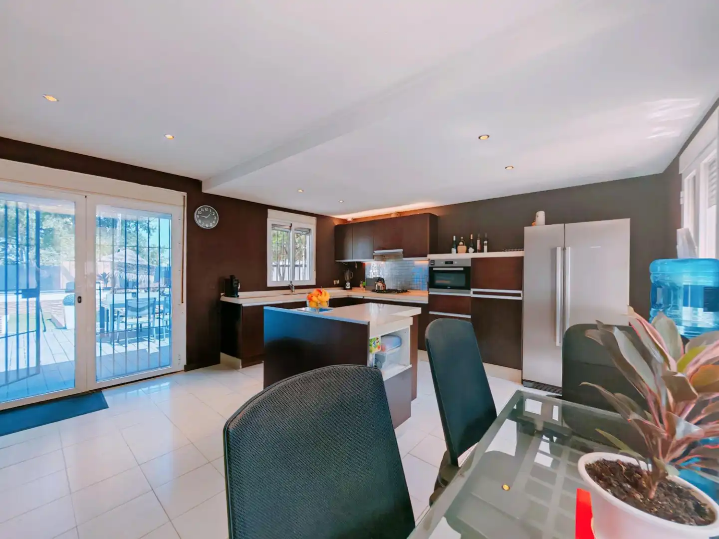 Kitchen of Houses for sale in Chiclana de la Frontera  with Air Conditioner, Swimming Pool and Furnished