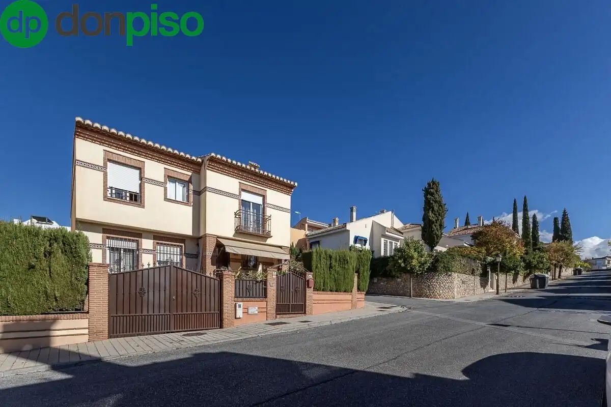House for sale in Calle Calle Romero, imagen 2