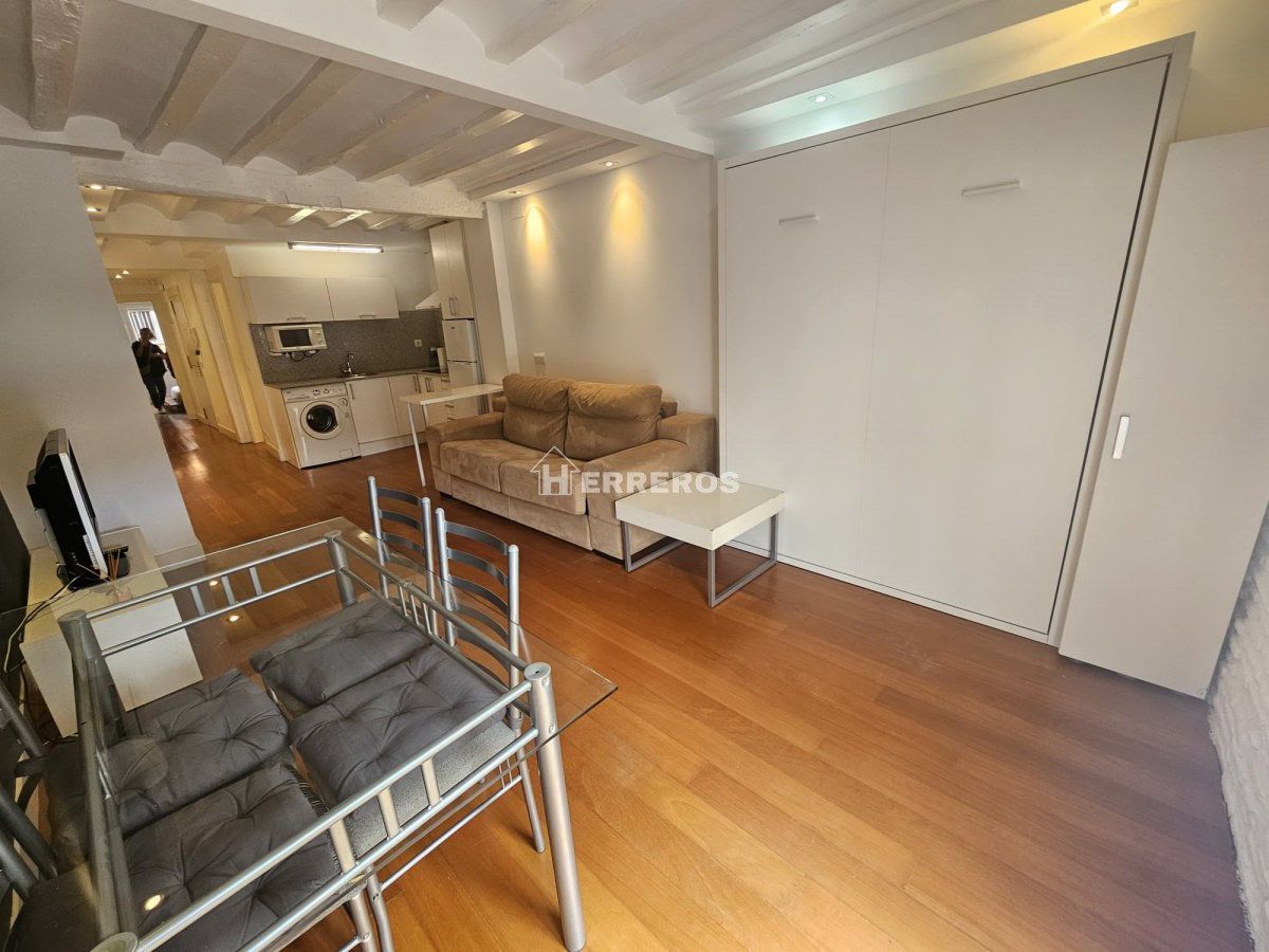 Piso en venta en  Logroño con Calefacción, Parquet y Amueblado