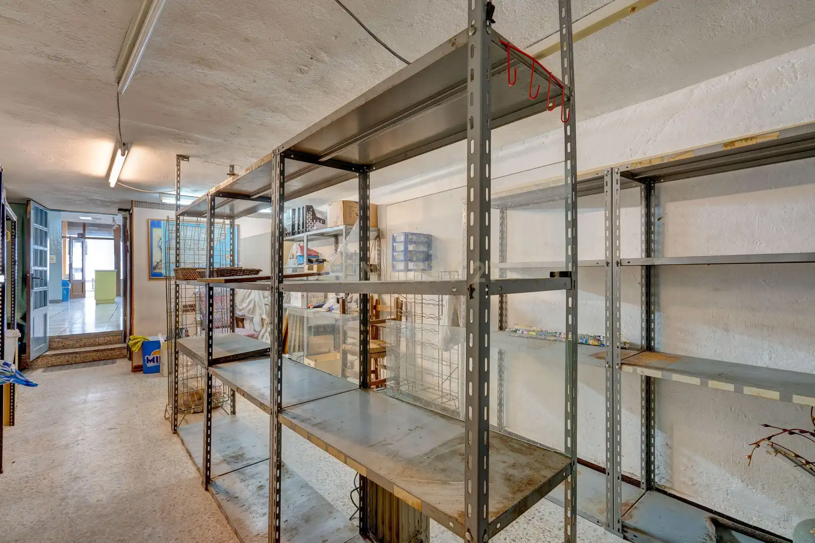 Local comercial en venta en Fuente de los Patos Plaza, Vitoria-Gasteiz, Spain 1, imagen 20