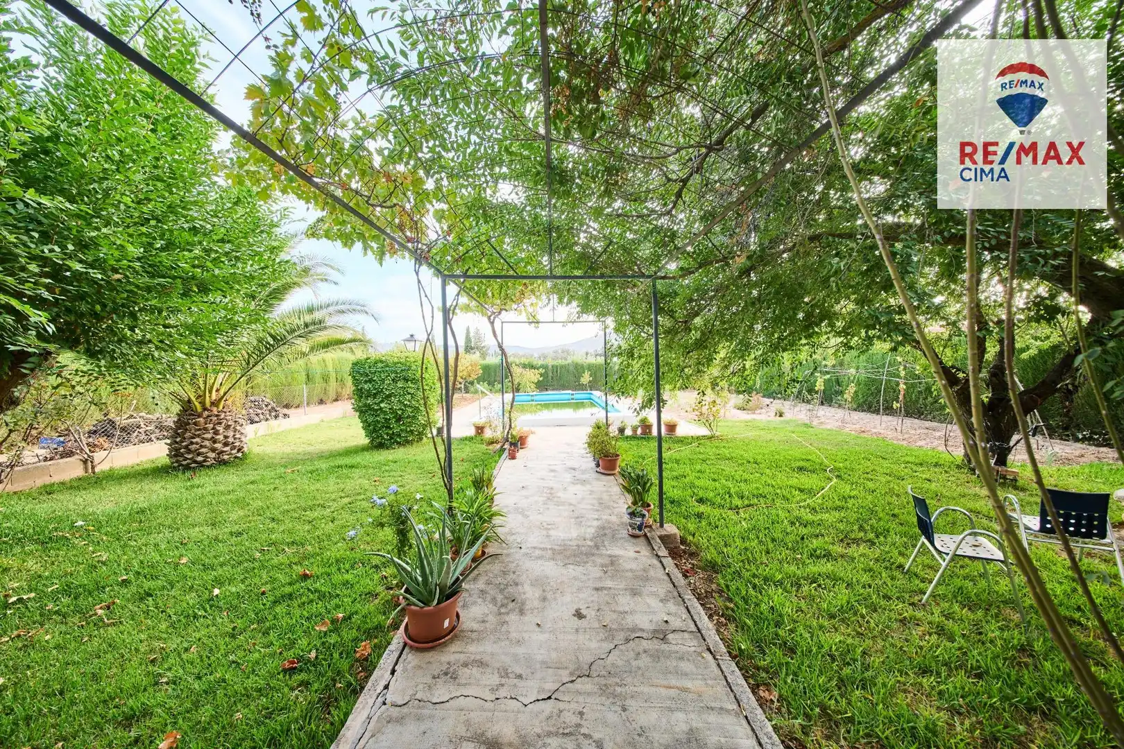 Casa con piscina in vendita a Avenida del Paraíso 46, imagen 3