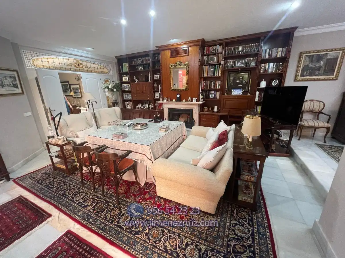 Sala d'estar de Casa o xalet en venda en El Puerto de Santa María amb Terrassa, Traster i Balcó