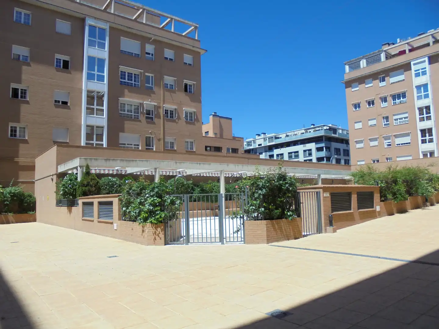 Terraza de Piso de alquiler en Madrid con Aire acondicionado, Calefacción y Trastero
