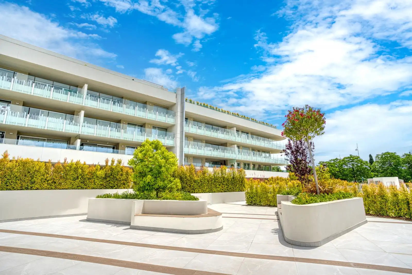 Vista exterior de Apartamento en venta en Marbella con Terraza, Trastero y Amueblado