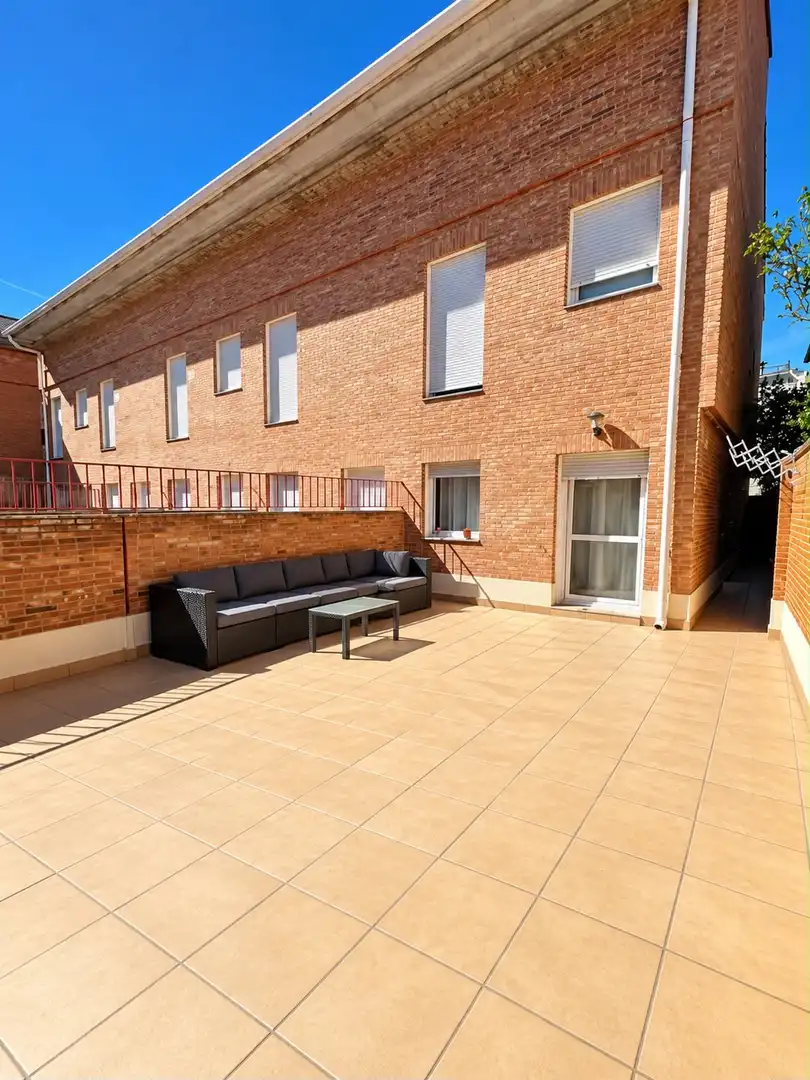 Terrassa de Casa adosada en venda en Zona Sur - Barrio Cortes
