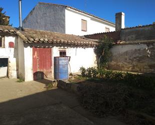 Vista exterior de Casa o xalet en venda en Perales