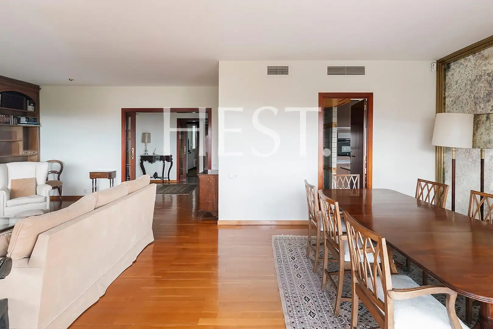 Sala de estar de Piso de alquiler en Barcelona con Calefacción, Jardín privado y Parquet