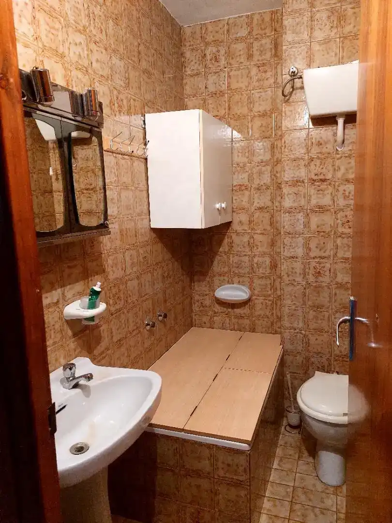 Bany de Pis en venda en Alcalá la Real amb Balcó