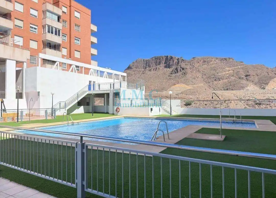 Pis en venda a Roquetas de Mar, Almería