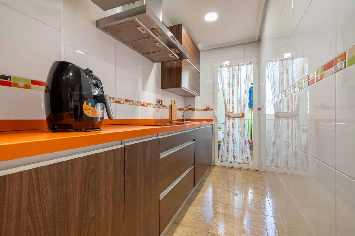 Küche von Wohnung zum Verkauf in Las Torres de Cotillas mit Klimaanlage, Terrasse und Abstellraum